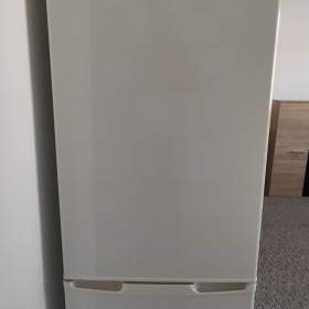 Obrázek k inzerátu: Lednička HISENSE
