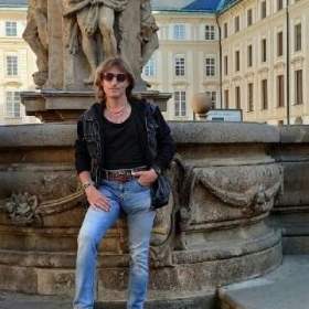 Foto inzerátu Najdu kamarádku