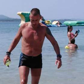 Foto inzerátu Najdu kamarádku