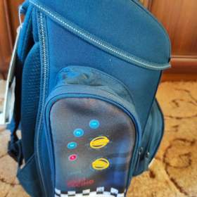 Foto inzerátu Školní aktovka 