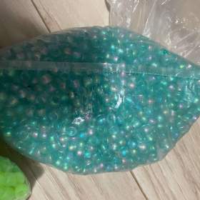 Foto inzerátu 4 Sady větších barevných korálků