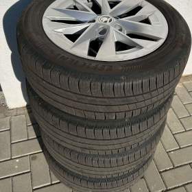Nové Kompletní alu disky+letní pneu 17 Octavia IV / 19372664