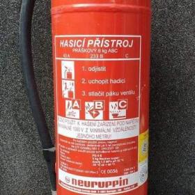Fotka k inzerátu Hasící přístroj práškový  / 19963279