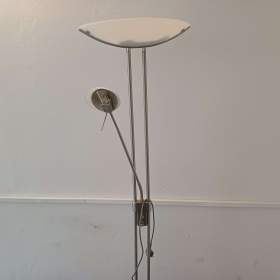 Foto inzerátu Stojací  lampa