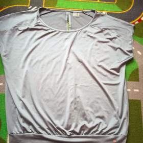 Foto inzerátu Dámský top Active vel. L