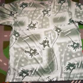 Foto inzerátu Dámské triko vel. M - L