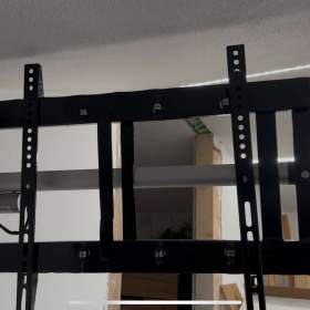 Foto inzerátu Prodám plně elektrický TV stojan výsuvný a výklopný 