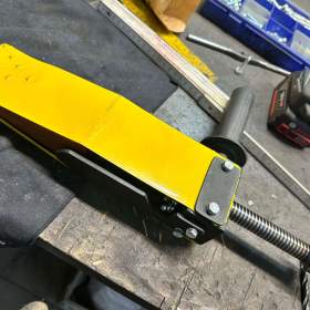 Foto inzerátu Prodám RÓBUSNÍ Mechanický klín DOMÁCÍ VÝROBY