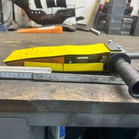 Foto inzerátu Prodám RÓBUSNÍ Mechanický klín DOMÁCÍ VÝROBY