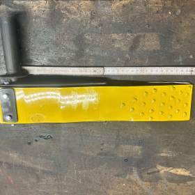 Foto inzerátu Prodám RÓBUSNÍ Mechanický klín DOMÁCÍ VÝROBY