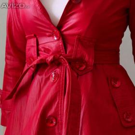 Foto inzerátu Červený kabátek se sukýnkou vel XXXS