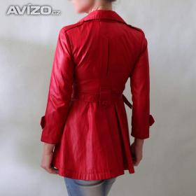 Foto inzerátu Červený kabátek se sukýnkou vel XXXS