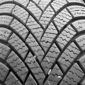 2ks pěkných zimních pneu 195/60 R15 Nexen  / 19388213