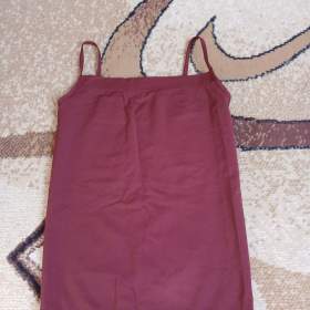 Fotka k inzerátu Dámské tílko vínové  / 17286298