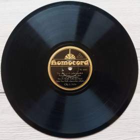 Foto inzerátu Šelaková gramodeska C. a K. polní maršálek z roku 1930, velmi vzácná deska