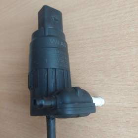 Foto inzerátu Čerpadlo ostřikovače - Passat B8 / Škoda ?