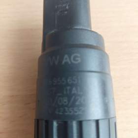 Foto inzerátu Čerpadlo ostřikovače - Passat B8 / Škoda ?