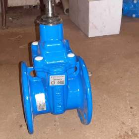 Foto inzerátu Šoupata, prodloužení, redukce, vodárenské přírubové, nepoužité