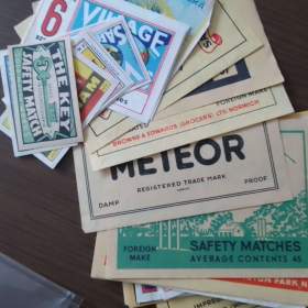 Fotka k inzerátu Zápalkové nálepky odprodám  / 19658704