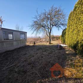 Prodej stavebního pozemku 942m2 v Perná u Valašského Meziříčí / 19400015