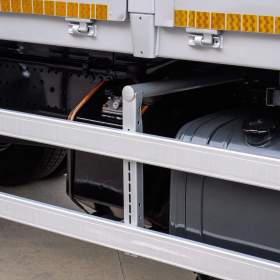 Foto inzerátu MERCEDES AXOR 1829 VALNÍK + HYDRAULICKÁ RUKA EURO5