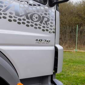 Foto inzerátu MERCEDES AXOR 1829 VALNÍK + HYDRAULICKÁ RUKA EURO5