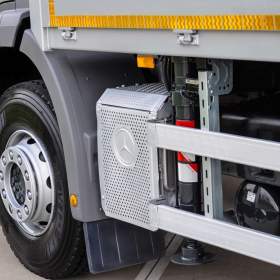 Foto inzerátu MERCEDES AXOR 1829 VALNÍK + HYDRAULICKÁ RUKA EURO5