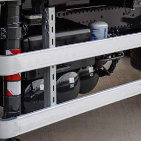 Foto inzerátu MERCEDES AXOR 1829 VALNÍK + HYDRAULICKÁ RUKA EURO5