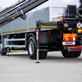 Foto inzerátu MERCEDES AXOR 1829 VALNÍK + HYDRAULICKÁ RUKA EURO5