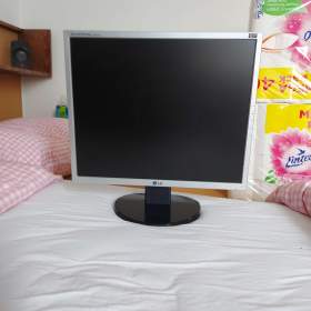 Monitor LG / 19409297