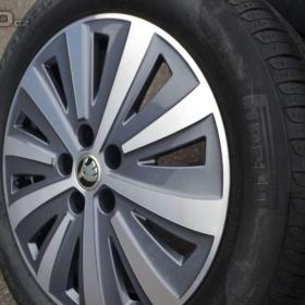 Foto inzerátu Š.Superb III, VW Passat B8- NOVÝ letní Alu komplet 215/55R17 Pirelli