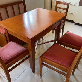 Fotka k inzerátu Prodám nábytkovou jídelní sestavu / 18229323