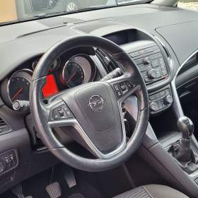 Foto inzerátu Opel Zafira 1,4i 103kW benzín