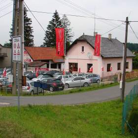 Foto inzerátu Rodinný dům 4+1 vhodný i k podnikání s pozemkem 2 146 m2