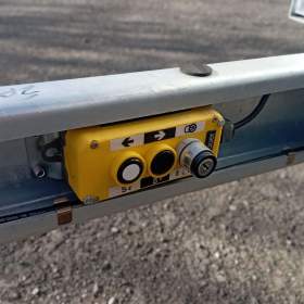 Foto inzerátu Přívěs Saris 1-str. sklápěč K1 306 170 2700 2 Elektro