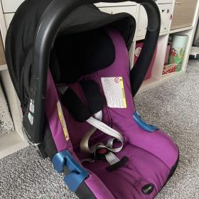 Foto inzerátu Prodám zánovní dětskou autosedačku Britax Römer Baby-Safe Plus SHR II Cool Berry