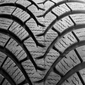2ks zimních pneu 205/55 R16 Falken / 19427302