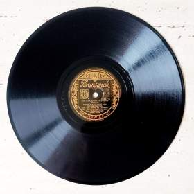 Foto inzerátu Starožitná gramodeska JIMMY McPORTLAND & HIS ORCHESTRA - šelak 78 ot./min.