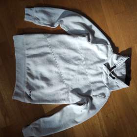 Foto inzerátu Světle šedá mikina