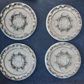 Foto inzerátu ALU KOLA 16 audi A8, A6, A4, 4D0601025P+ zimní pneu