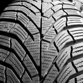 1ks zánovní zimní pneu 235/55 R19 Kumho / 19432692