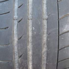 Foto inzerátu PRODÁM LETNÍ PNEU 235/50R18 CONTINENTAL CSC5 97V 2x