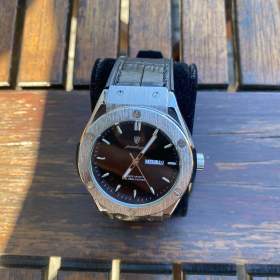 Fotka k inzerátu Pánské nádherné hodinky. / 15618452