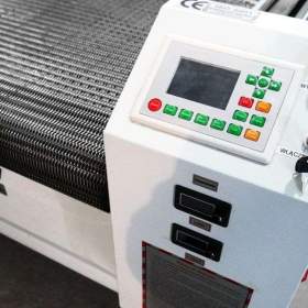 Automatický podavač pásového stolu s CO2 laserem Weni 1830TC 130W / 19435365