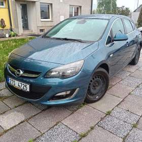 Opel Astra J Facelift 1.4 ( A14NET ) 103kW r.2014 modrá / 19435398