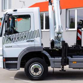 Foto inzerátu MERCEDES ATEGO 1224 HÁKOVÝ NOSIČ KONTEJNERŮ HYDRAULICKÁ RUKA