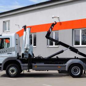 Foto inzerátu MERCEDES ATEGO 1224 HÁKOVÝ NOSIČ KONTEJNERŮ HYDRAULICKÁ RUKA