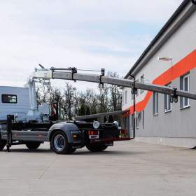 Foto inzerátu MERCEDES ATEGO 1224 HÁKOVÝ NOSIČ KONTEJNERŮ HYDRAULICKÁ RUKA