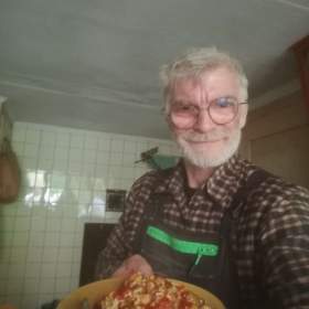 Hledám štěstí přátelství a lásku  / 19436681