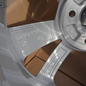 Foto inzerátu Škoda Citigo/Seat Mii,VW UP -Nové orig. Alu kola R16, 4x100 